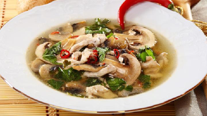 汤唯挺孕肚亮相发福明显 孕期如何科学控制体重