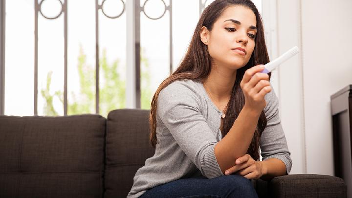 孕期只能左侧睡吗 孕妇该保持哪种睡姿好